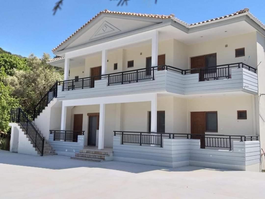 Chris Studios Vasilikí Exteriér fotografie